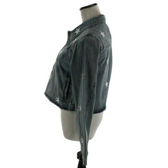 The Style Between US Jeans Jacket Womens Size Medium Star Embroidered Denim NEW - Picture 4 of 10